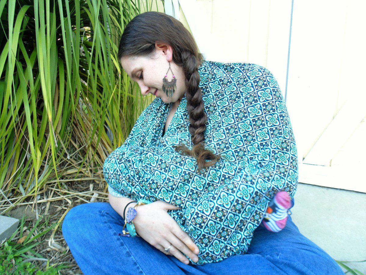 Have you had a chance to enter the <a href="/BratsOnBoard/">Brats On Board</a> #nursingcover #giveaway? Enter here until 2/28 thecoffeemom.net/2017/01/31/nur…