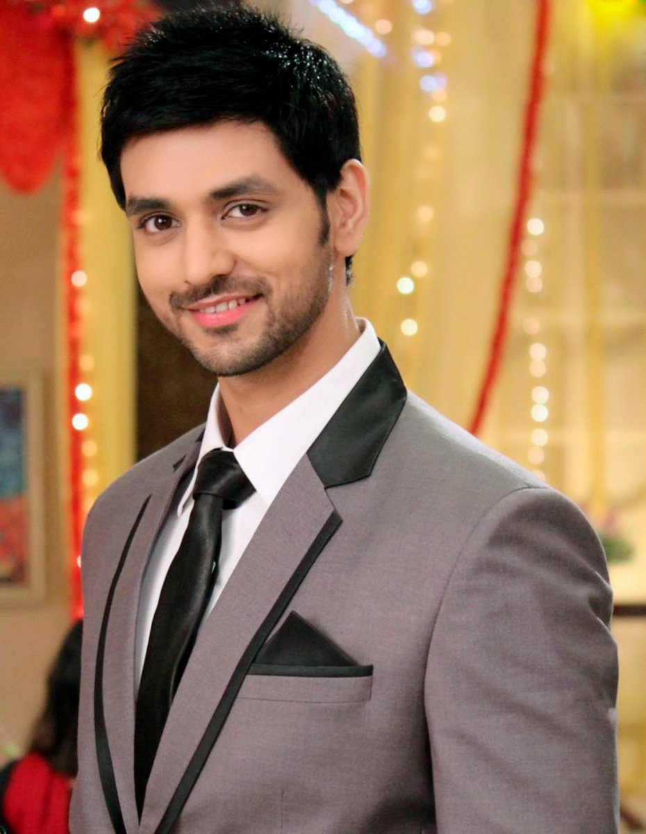 TellyTalkIndia's tweet photo. Don't you think #ShaktiArora has the best smile in #TellyTown? https://t.co/AW5hWgss8x