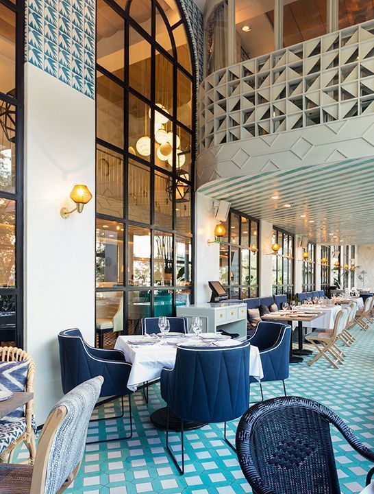 ADMEXICO's tweet photo. #InteriorismoAD Este restaurante en la Ciudad de México que nos transporta al Miami Art Decó de los años 50: https://t.co/og1X5e9so3 https://t.co/JFw7FuMEdY