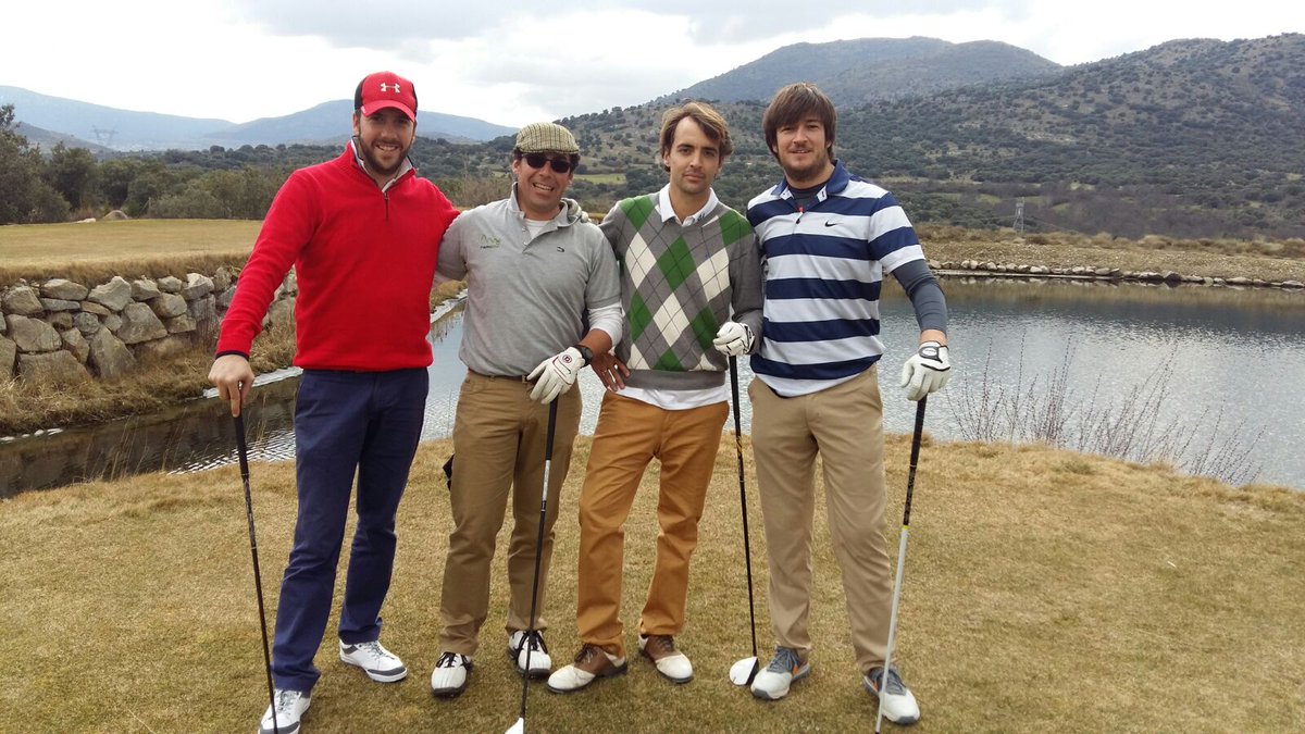 RteGolfASR's tweet photo. Momentos entrañables del Torneo de #Golf de San Valentín, en @ASRGolfClub 
#Segovia #Madrid #gastronomía🏌️ https://t.co/y9c9YUAgSQ