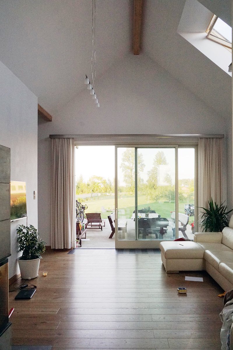 DesignerREstate's tweet image. Field house in Glogow, #Poland! Built in 2016 by Blank Architects, this home is situated in a 19th century village! #saturdaymorning