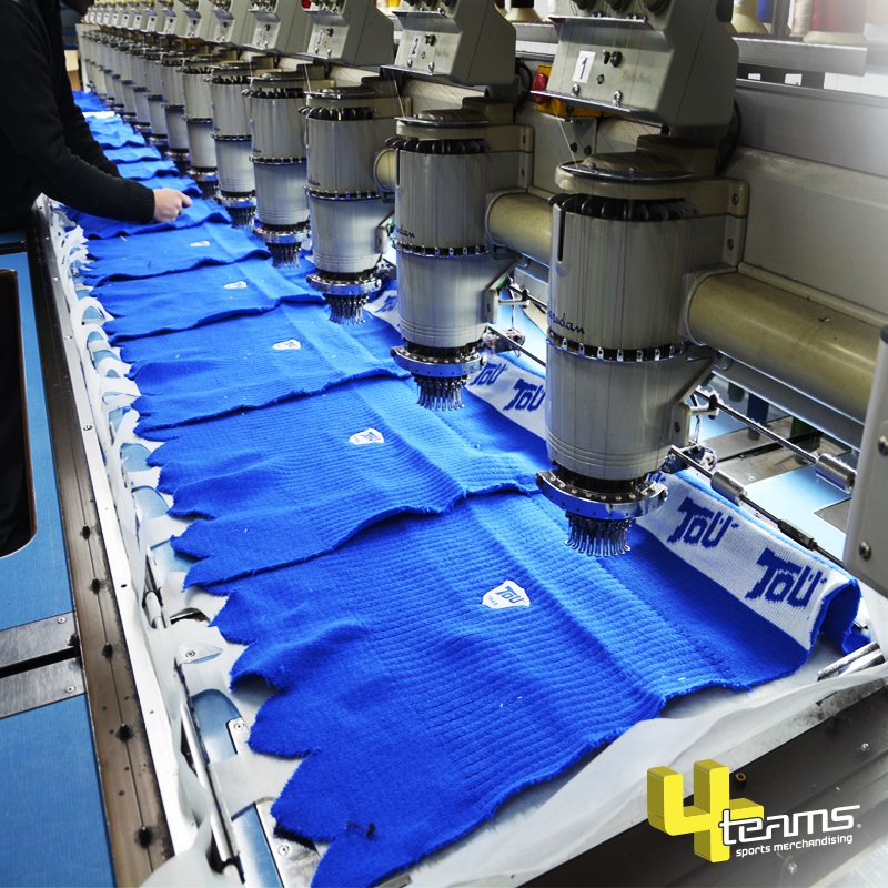 forteamslab's tweet photo. Esta é parte da nossa unidade de #produção.
É aqui que a #obra ganha forma 👏
#Merchandising para o seu #clube  https://t.co/otYOaU5xDK https://t.co/uBNgSeMaNy