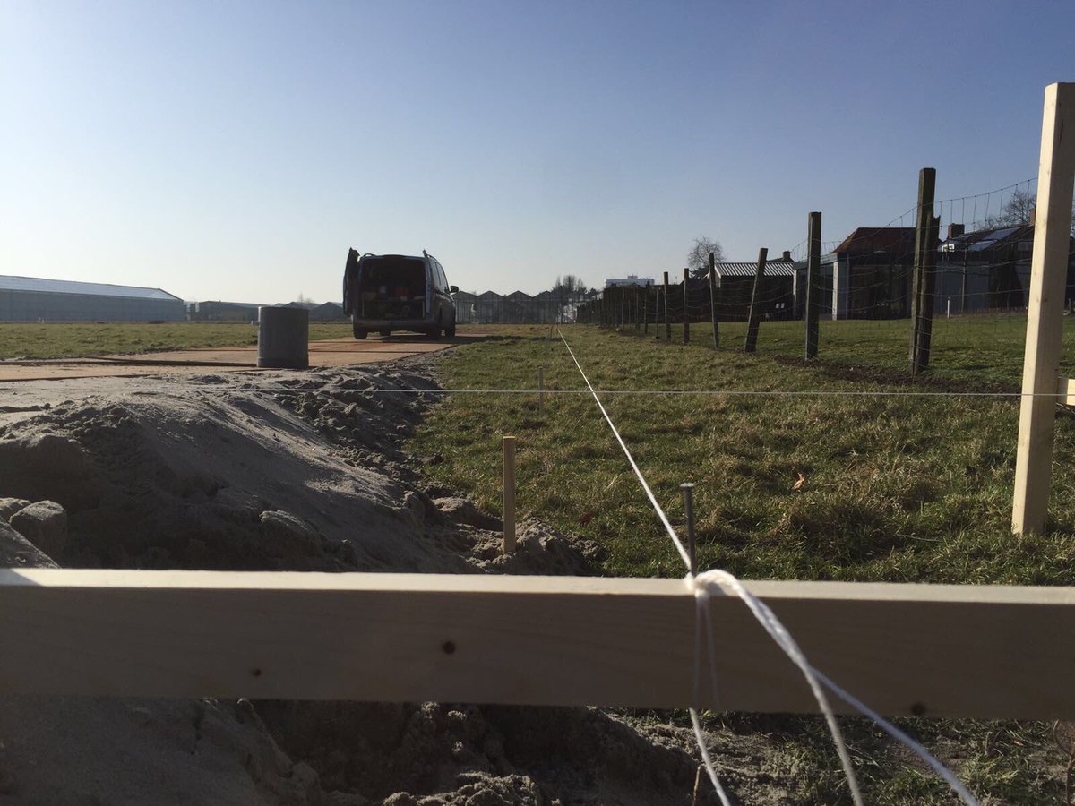 Afgelopen week is <a href="/Reytec1/">ReyTec</a> begonnen met de uitbreiding van onze kwekerij! #zonnigetoekomst