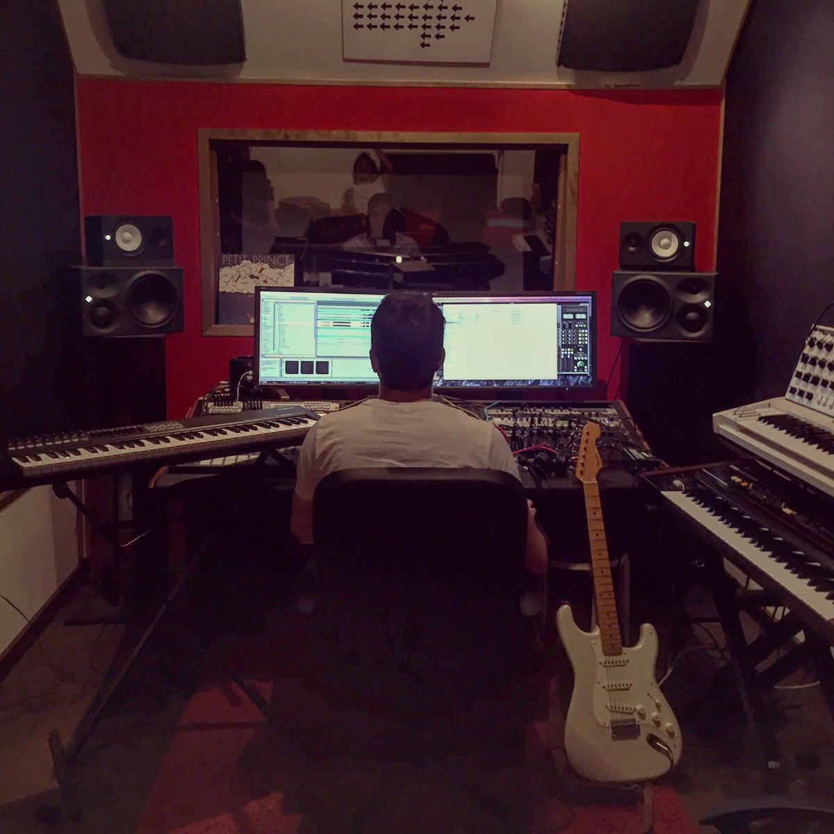 loriomusic's tweet photo. Les dernières finitions #lockda #lorio @PainSurprises https://t.co/9wXjEVBzZ8