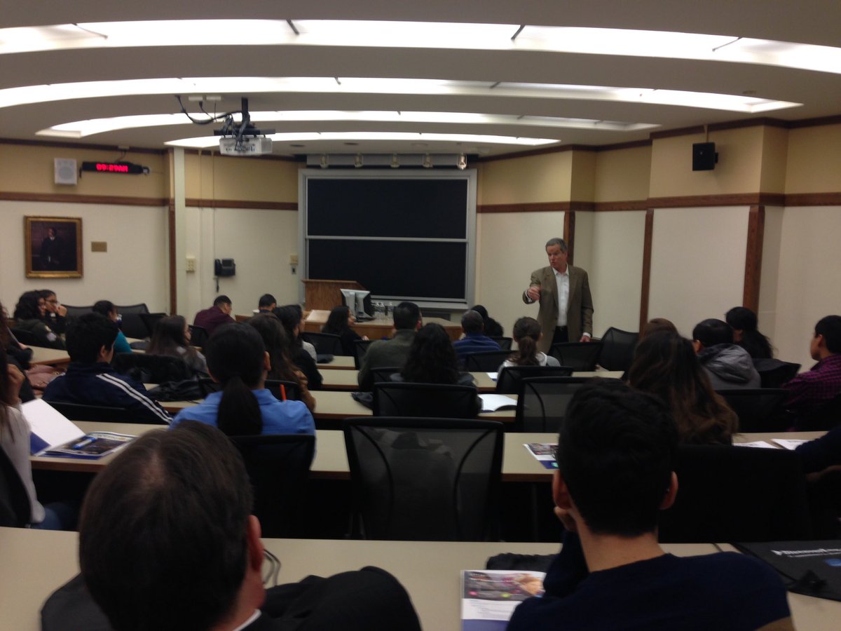 travelnespinoza's tweet photo. Prof. Coll gives advice-the best investment for your future is to read more books &become involved in debate team. @DePaulLaw #2017DLM https://t.co/ziJCj8AyFW