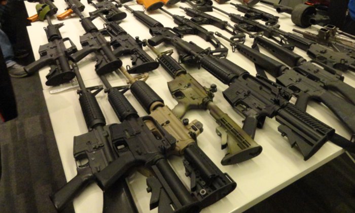 Law enforcement hosts 'Gun Buy Back' drop off location in North Miami bit.ly/2kJK1EE https://t.co/F8KF7o16C8