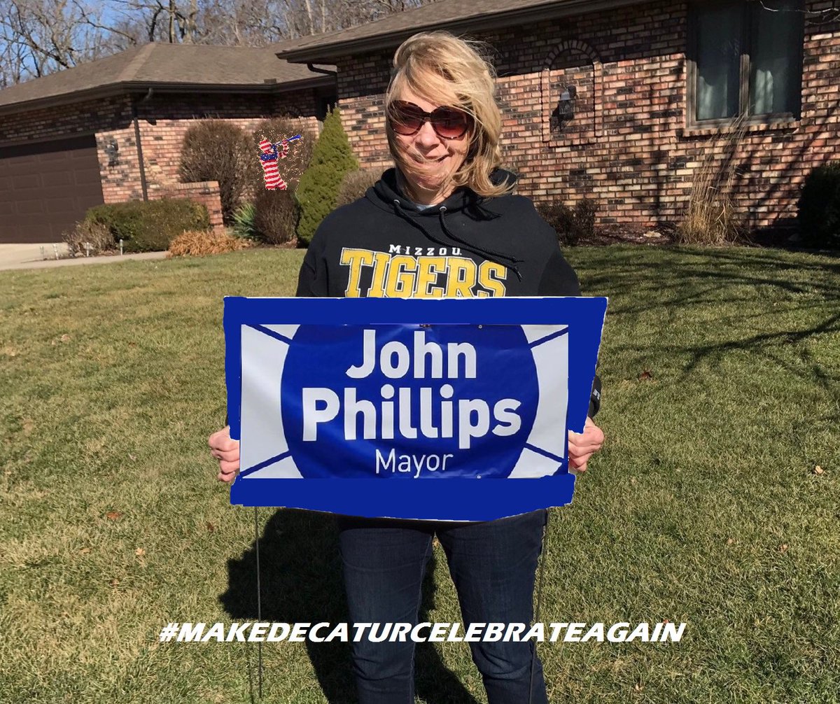 DecaturWoke's tweet photo. Take ya pic. #Phillips4Mayor #MakeDecaturCelebrateAgain #MDCA https://t.co/hKHIBN5Ugp