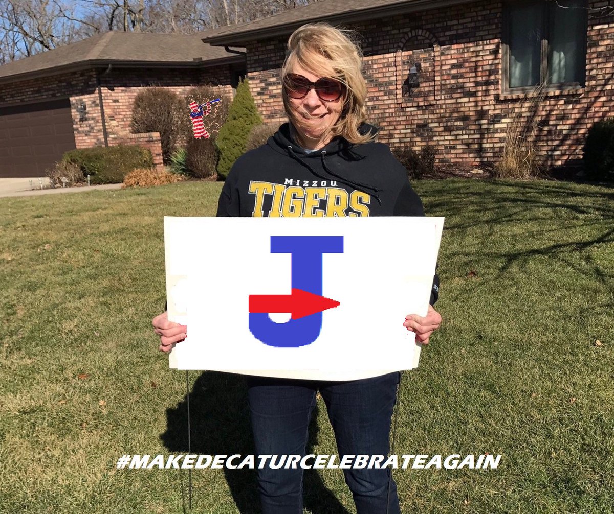 DecaturWoke's tweet photo. Take ya pic. #Phillips4Mayor #MakeDecaturCelebrateAgain #MDCA https://t.co/hKHIBN5Ugp
