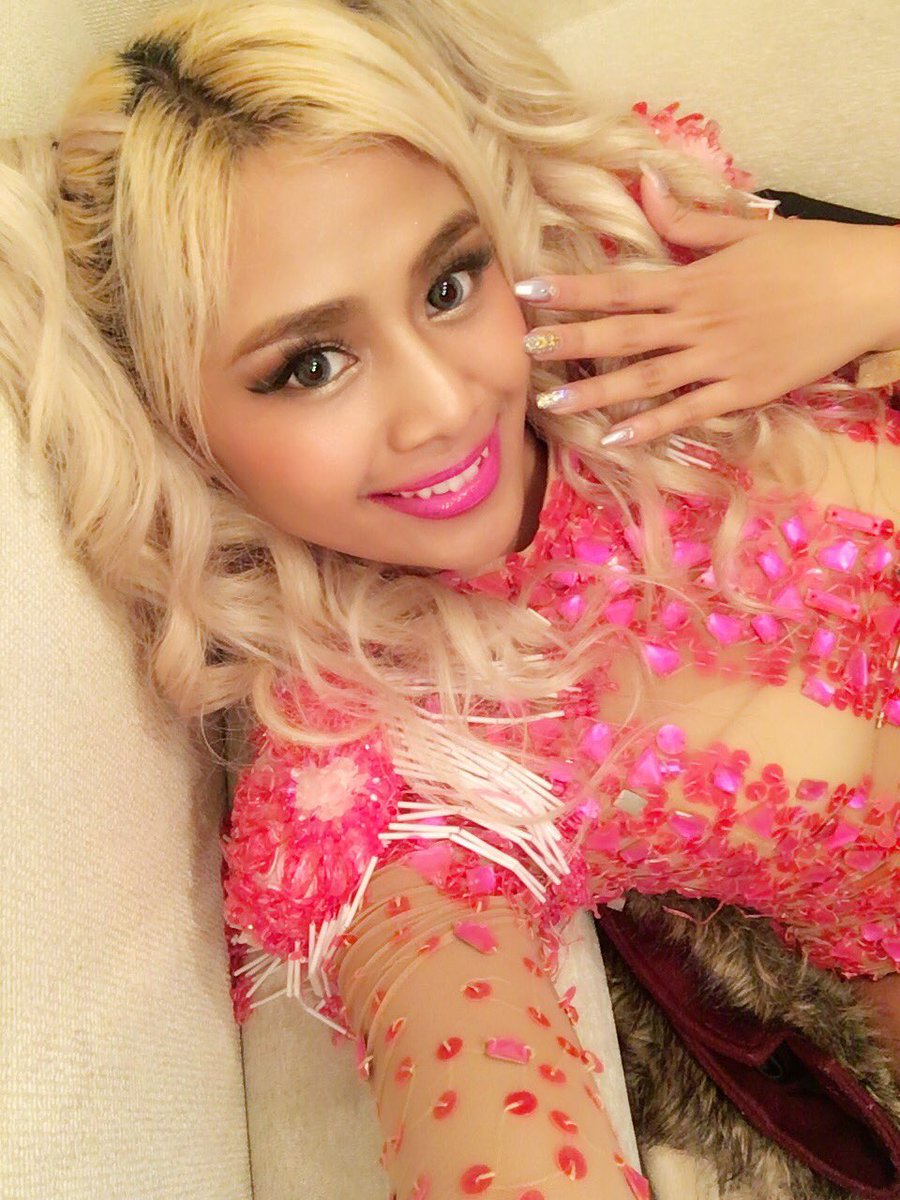 candyme34's tweet photo. ピンクピンクピンク!!💕 フイライングgo-goしちゃった❤️❤️ まだまだ踊るよっ!!!
@roopsounds
#バーレスク東京
#roopsounds
#bayash https://t.co/QMIT2Jk8b2