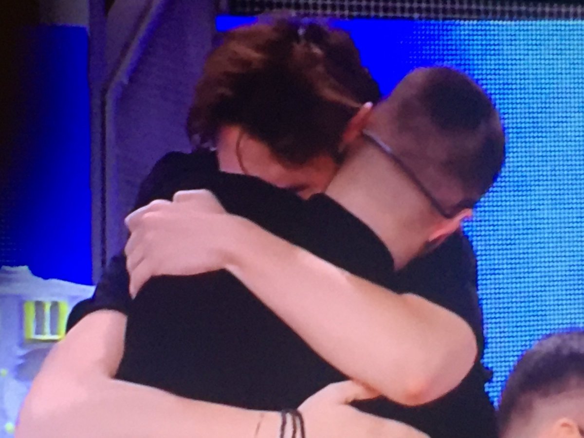 about_sharon's tweet photo. @aboutriki La Parte Più Brutta Della Puntata😭😭❤ #PiangoAncora #Cagami  #ForzaAlee💖 @aboutriki @aboutriki @alessiomininni @alessiomininni https://t.co/NGJr1wI5Gy