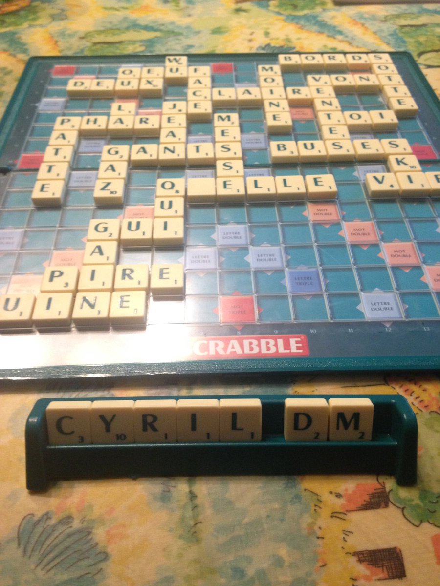 Friends93's tweet photo. @cyrilferaud C'est dommage qu'on n'ai pas le droit de le mettre 🙄! #Cyril #Scrabble #NomPropre #JeuxDeSociete #JeuxDeLettre https://t.co/lxXgOUgOJo