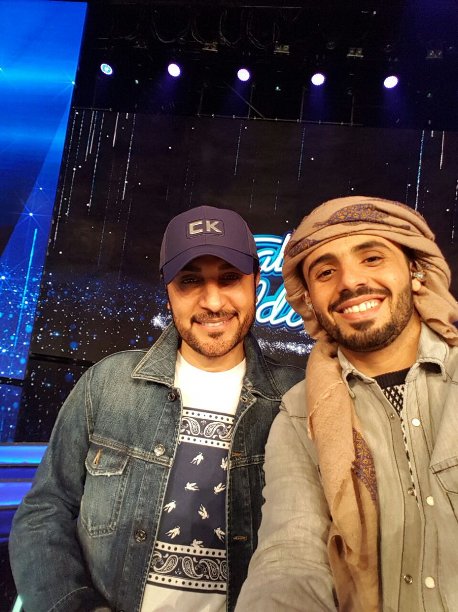 ammaralazakii's tweet photo. هدوء ...أنا في حضرت عطر الإحساس والرومانسية القدير ماجد المهندس 
تابعونا الليلة في حلقة النتائج 
وصوتولي 
#باقي_قليل_واللقب_عزكي
#ArabIdol https://t.co/75BfOPBvyU