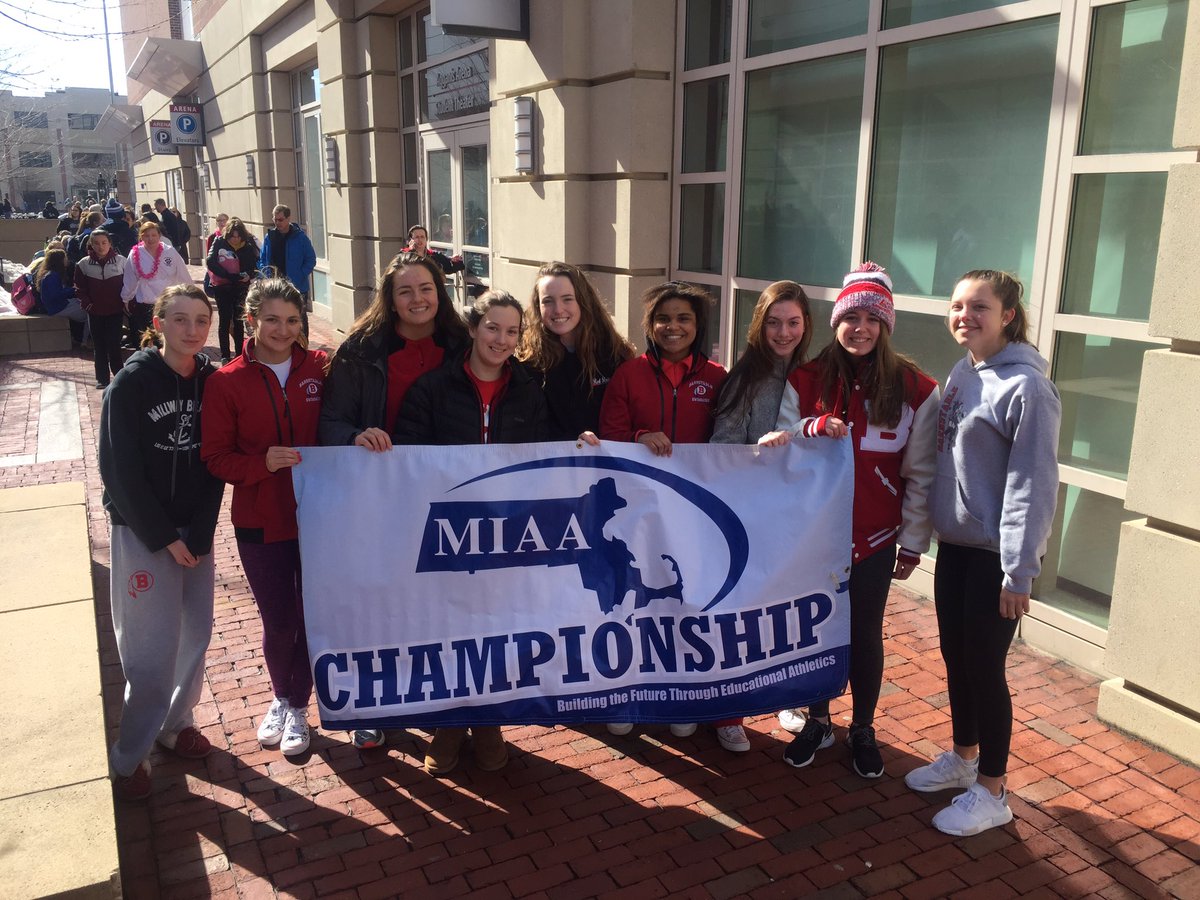 BarnstableSwim's tweet photo. Team is ready to go! #one more #letsgo #states https://t.co/lPqXJ3tA2z