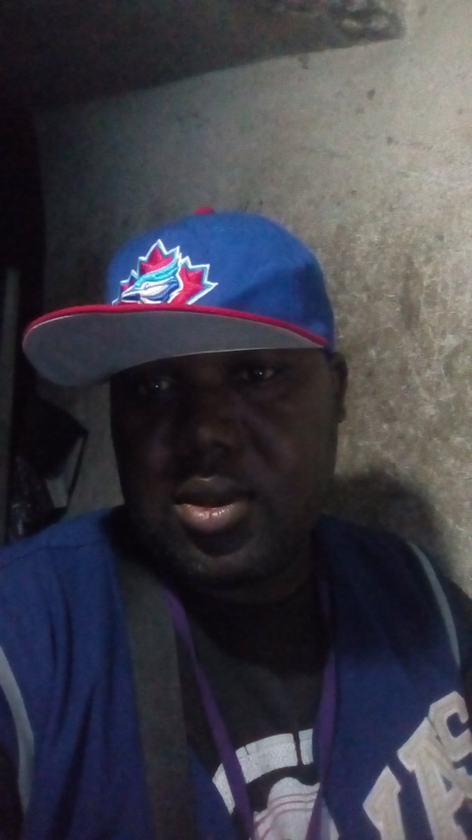 JamesAdjidan's tweet photo. Bientôt la BLD MUSIQUE sur la scène. https://t.co/lFKPP36ZMD