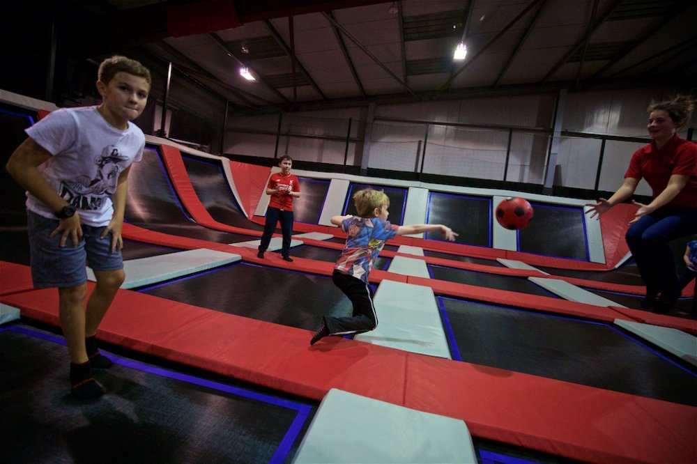 WiganJDivision's tweet photo. BOOK YOUR PARTY AT JUMP DIVISION!
#TRAMPOLINEPARK #WIGAN #BOUNCINGFUN https://t.co/jMZDo1qmam
