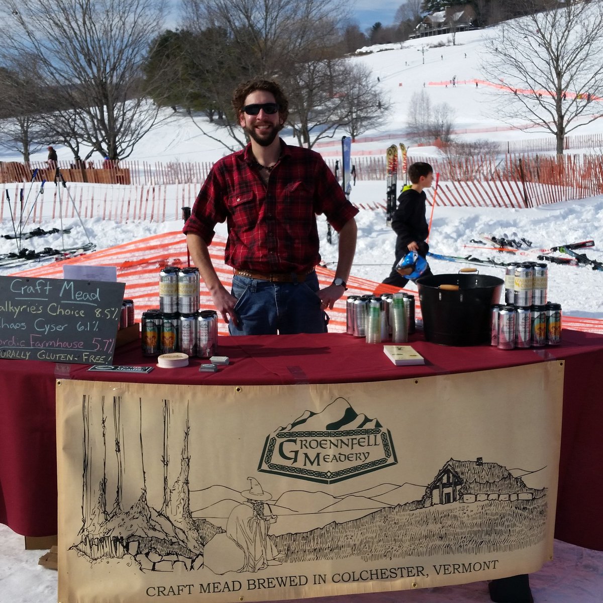 Ricky <a href="/theMeadmaker/">Ricky the Meadmaker</a> is pouring #craftmead today at the Quechee Base Lodge!