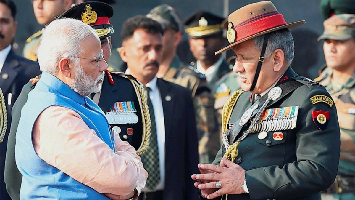 iShubhamkashi's tweet photo. दानव के हक़ मे गर मानव अधिकारो का बोल दिखे
जिस्मो मे उनके भी सौ सौ कारतूस का खोल दिखे
#मयंक
#IstandWithCOAS
@adgpi @manoharparrikar @kvQuote https://t.co/9dQqZ6qxTv