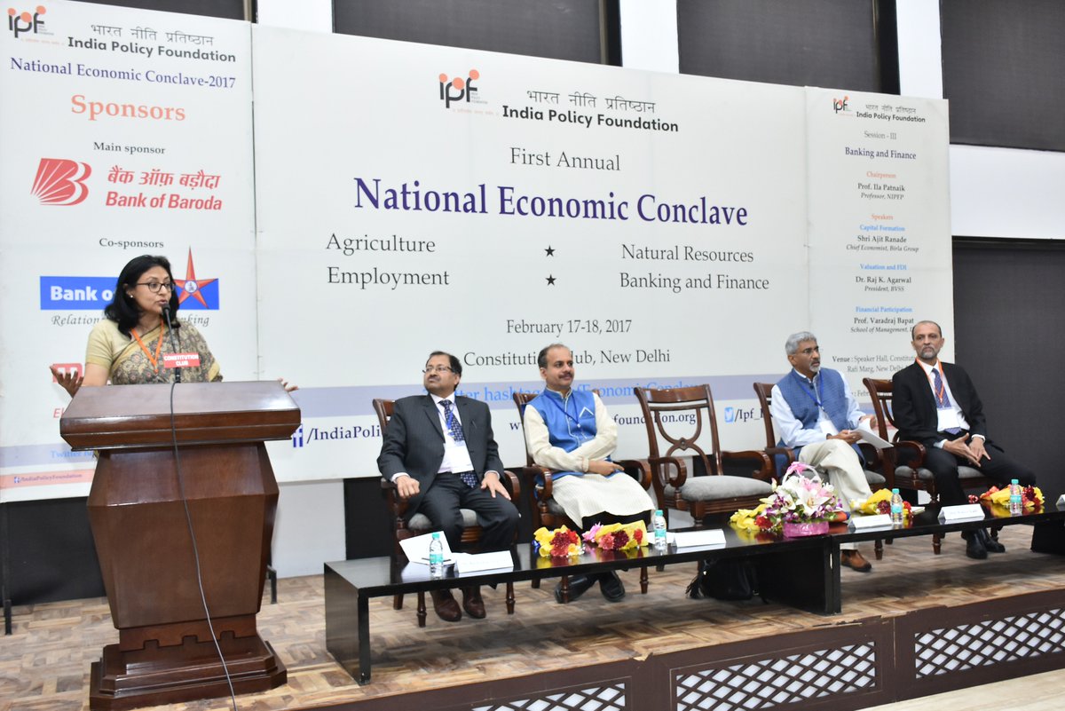 ipf_org_in's tweet photo. @IlaPatnaik speaking at #ipfEconomicConclave on #Banking and Finance #moderator organizedby @Ipf_India01,our thanks convenor @gopalkagarwal https://t.co/KpkRDHZWiJ