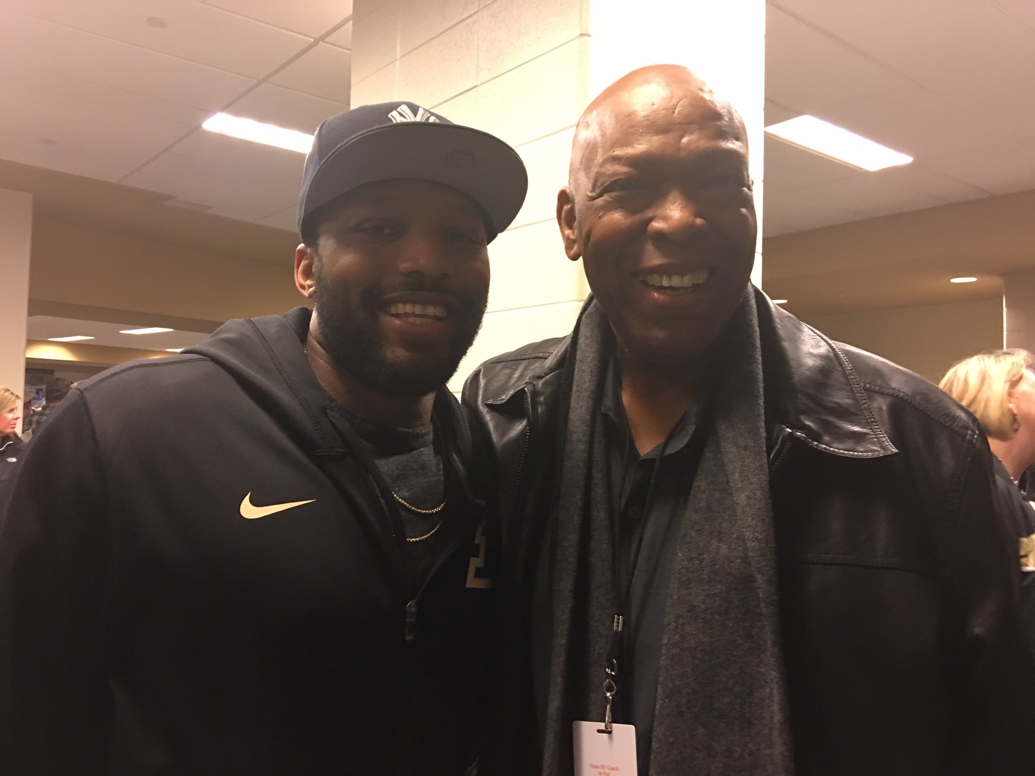 Happy Birthday to the GOAT! Mr. Leroy Keyes! ... You know the name.. 