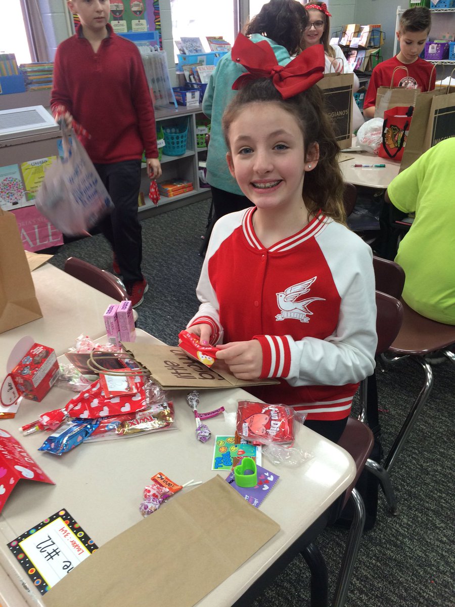 mrsclasey's tweet photo. Valentine's Day in 301 π #toomuchfunin301 https://t.co/WMW12YGOyG