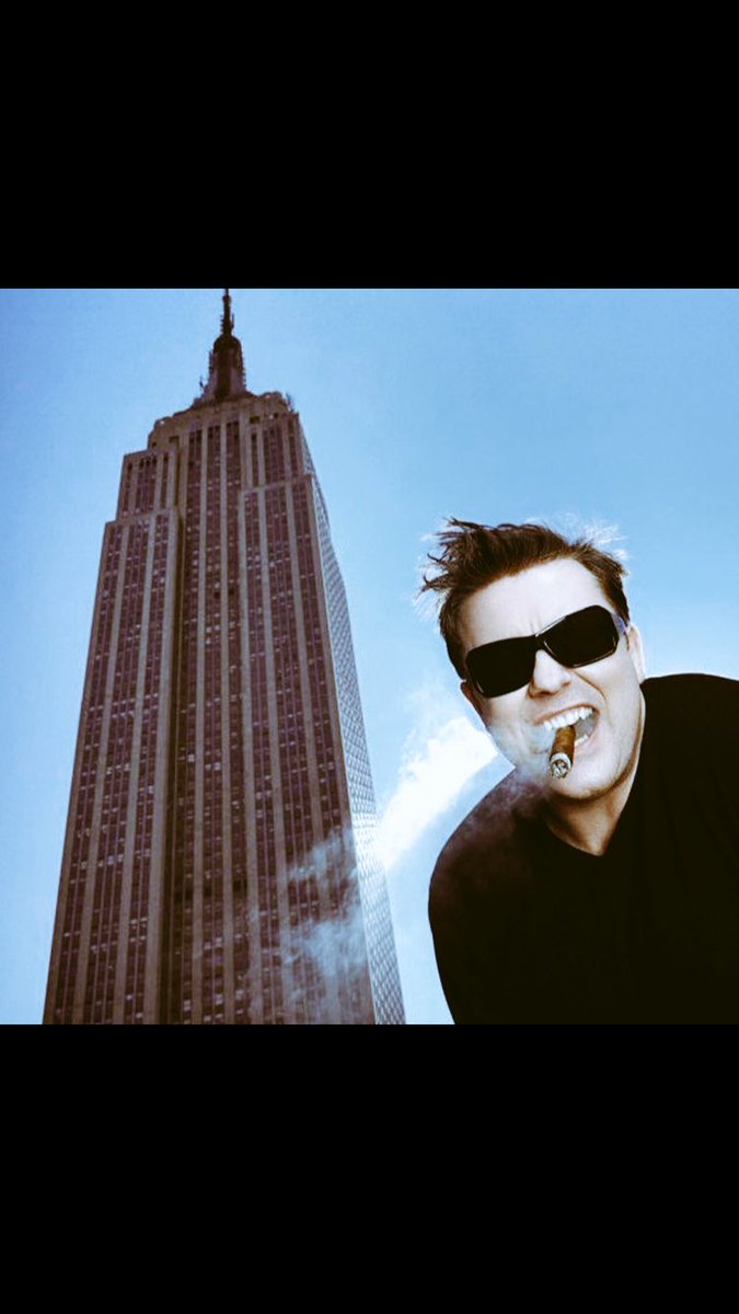 Ricky Gervais tweet media