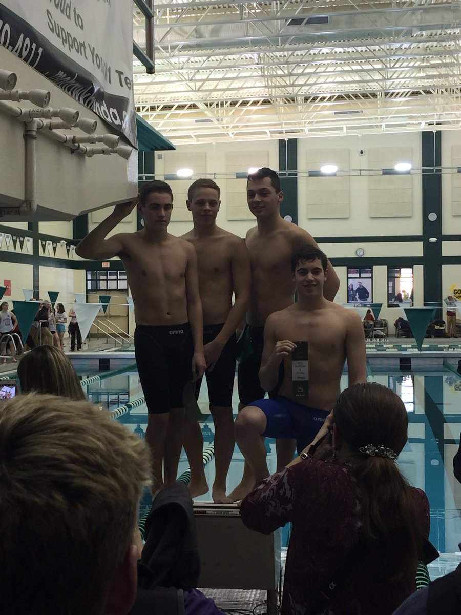 GJSDAquatics's tweet photo. 400 freestyle relay: 5th place with a 3:35.34. Fo-Jo Boys' Varsity Swim &amp; Dive finishes 6th overall in Section 2 Division 2! https://t.co/RpRrCpAd5Q