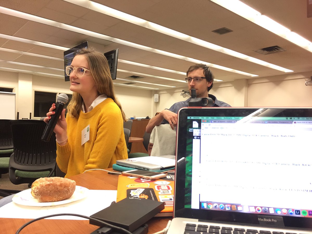 Jojo_Huck's tweet image. The @statepress executive editor @symmaki and digital innovator @chucklet_milk sharing our #sensorjournalism idea at #NewsHackAZ in Tucson!