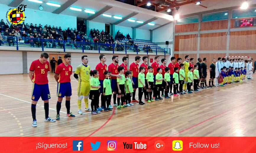 👏👏👏Enhorabuena a Álvaro Iglesias 'NENE'. Debut y gol con la @SeFutbol Sub-21 Sala frente a Portugal 🔝¡GRANDE! sefutbol.com/cronica-selecc…