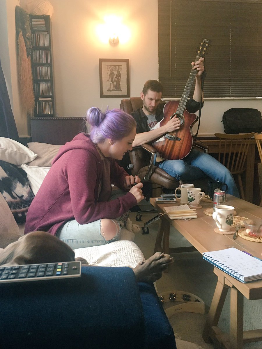 Back to writing original music with some beautiful people for the first time in years 💛 so happy