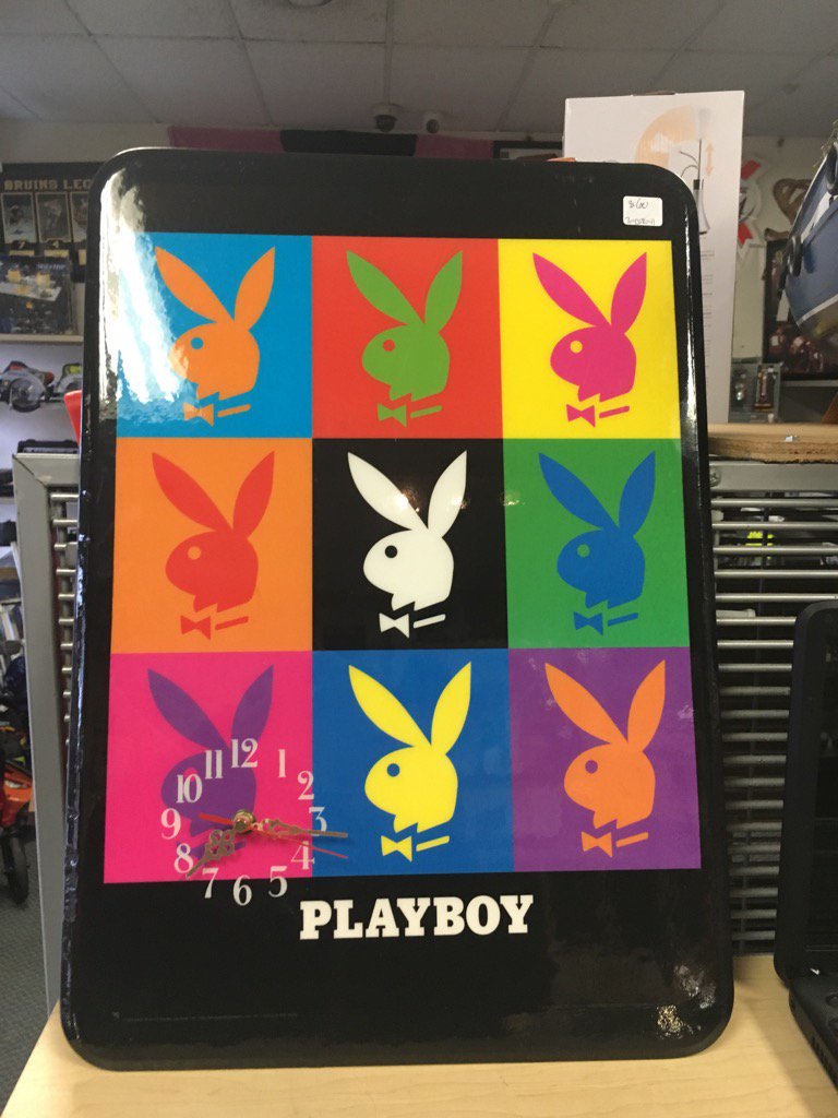 HowardsPawnShop's tweet photo. Just got this cool clock #Ottawa #ottcity #playboy #clock #myottawa #yow #love https://t.co/NuvxgFFrId