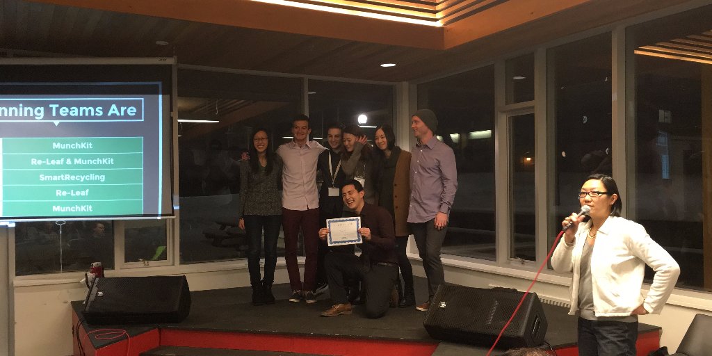 PiqueVC's tweet photo. RT @bonnieowong: Thx @robfoxall for inviting me to judge at #SWUBC. What fun to present #Impact Award (tied) &amp; top prize to #MunchKit. https://t.co/f34MCMxneU
