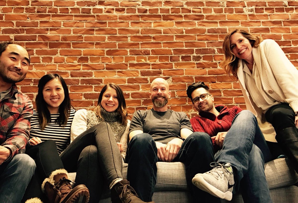 71andChange's tweet photo. Happy Monday from a few of the 71 &amp; Change team hanging in Portland! https://t.co/n7zSSZFpsb
#nesting #furthertogether #flyingin2017 https://t.co/BHRknRUCIh