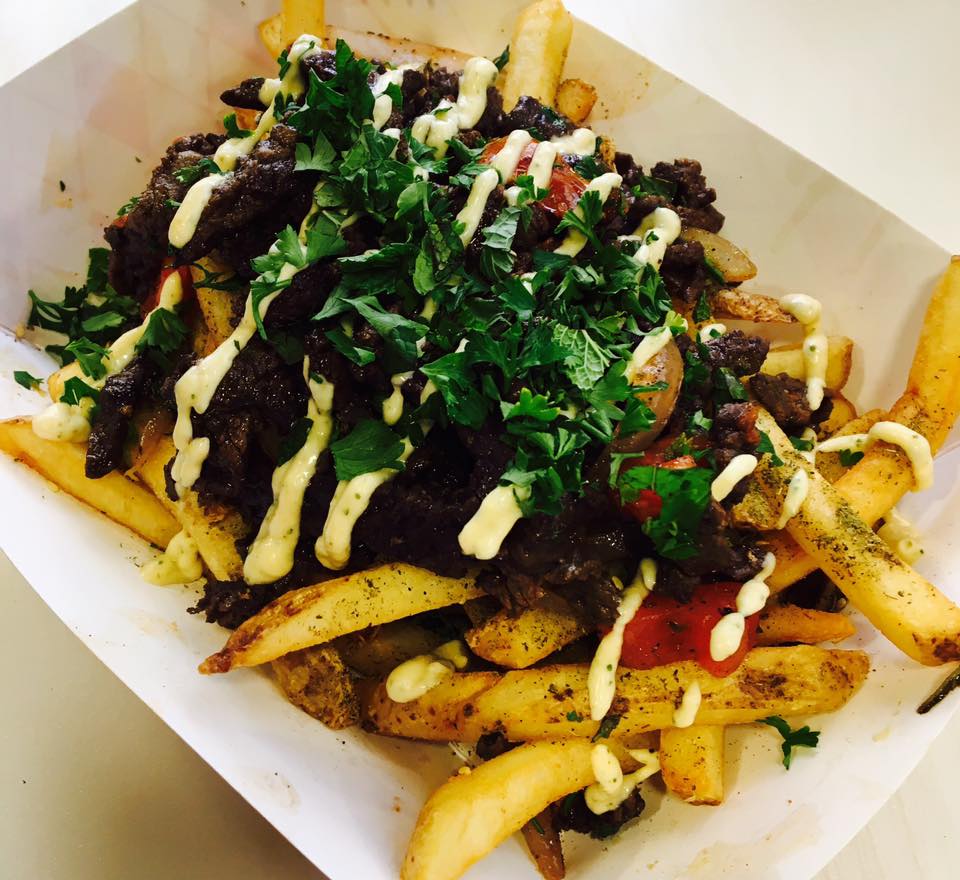 BookThatTruck's tweet photo. 2DAY #BURGERSNFRIES #SHAWARMAWRAPS #SALADS #CHICKEN @picklesnpeasLA @ChainsawEdit @SAEUS 1017 N Las Palmas #HWD OPEN 1130-230 https://t.co/XpalPOV6RN