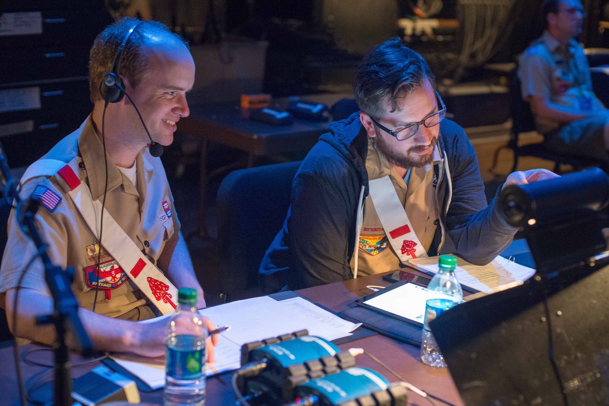 oascouting's tweet photo. Like working behind the stage? Apply for @2017Jambo shows team today! https://t.co/fdvYqeK1JU https://t.co/3u7y9a1my2
