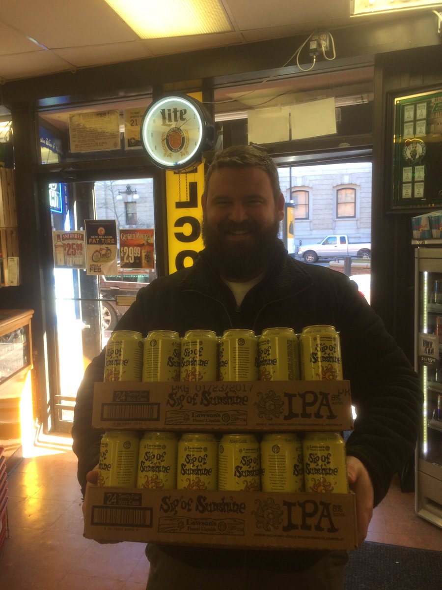 hwsboston's tweet photo. Lawson's Sip of Sunshine has arrived!! #mondaymotivation #boston https://t.co/qxnB1MMSds