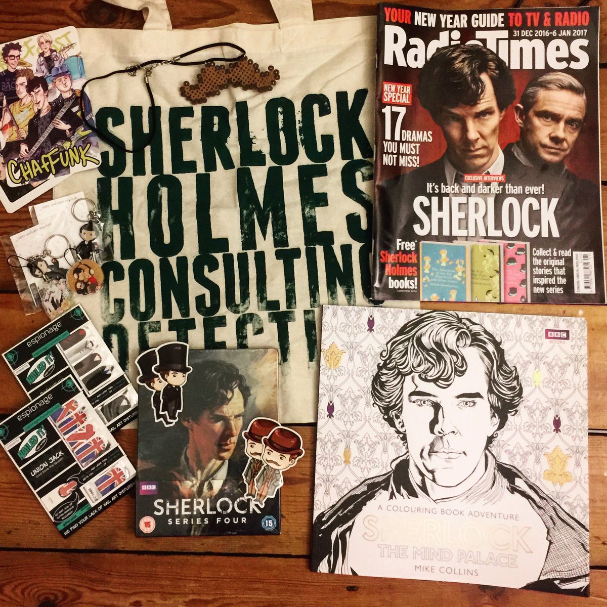 MDSora's tweet image. #Sherlock giveaway. Follow and RT, I&apos;ll announce the winner at the end of the month!