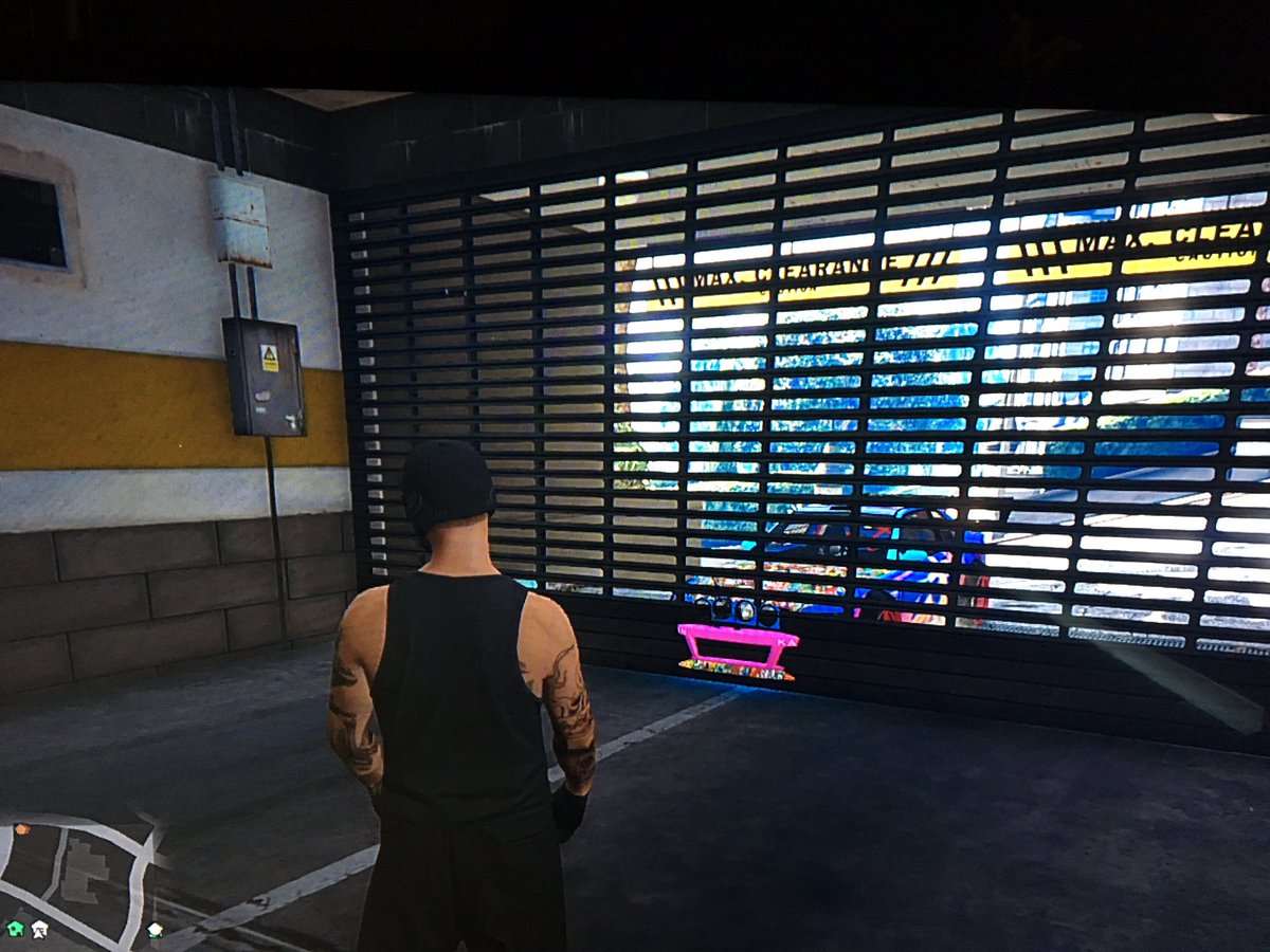 GTA_GLITCHER280's tweet photo. Need people who can brainstorm to help I have a lot of ideas but need other inputs like this for example. @WhatThaFuudge @ItsHutchoYT https://t.co/bgKSSa7nur