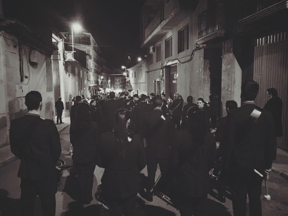 ¡Buenas tardes! Os informamos de que tenemos disponibilidad para tocar Viernes Santo por la mañana y por la tarde.
¡Gracias!