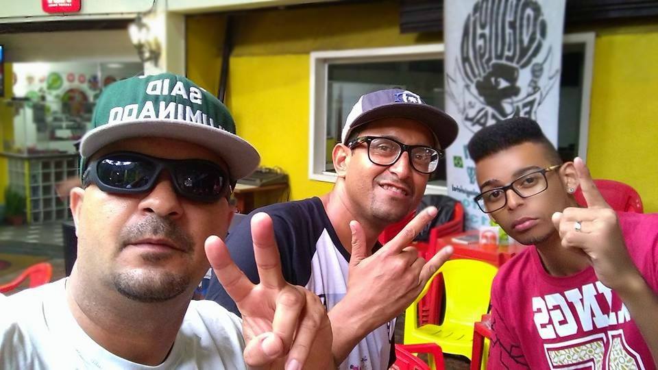 KenedyFreestyle's tweet photo. #HipHop em união da força, aliados, irmãos na missão, ( #RapperSaidIluminado , #RapperFabioMagaçhães, #BboyKenedyFreestyle ) https://t.co/g9YIcbdOhL