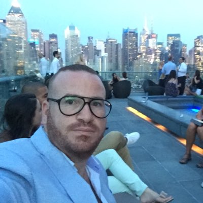 SsofianeeR's tweet image. #NouvellePhotoDeProfil