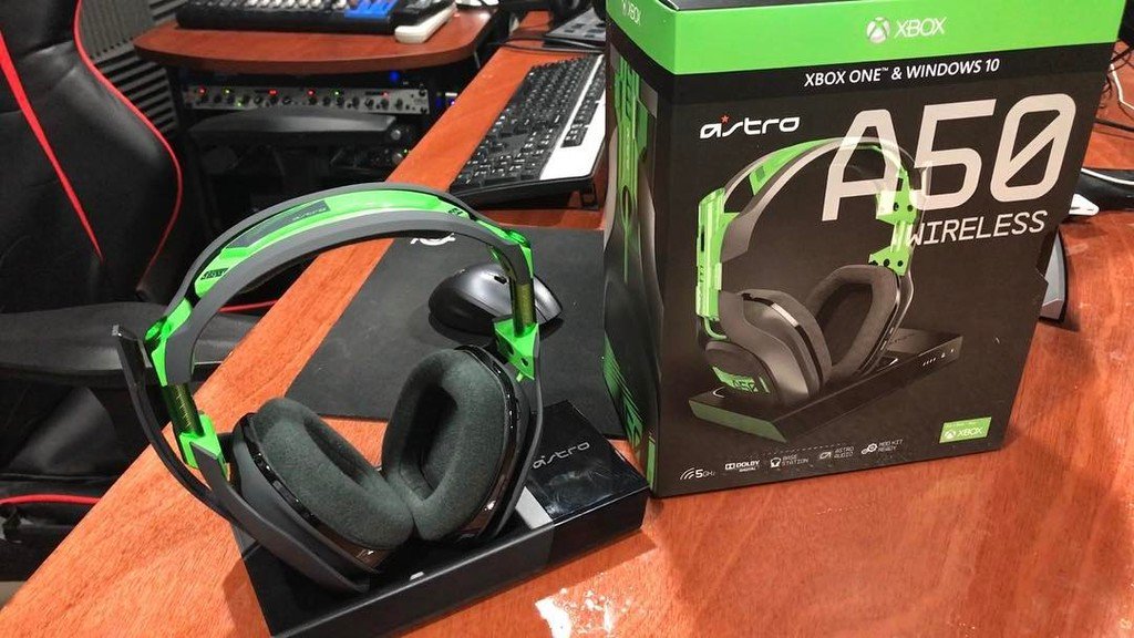 ASTROGaming's tweet photo. #ASTROfamily Photos! GGWP @DzLiveTV @KaryssaKilljoys @KFoleyFL @AcezProduction! https://t.co/KVlSxudHlI
