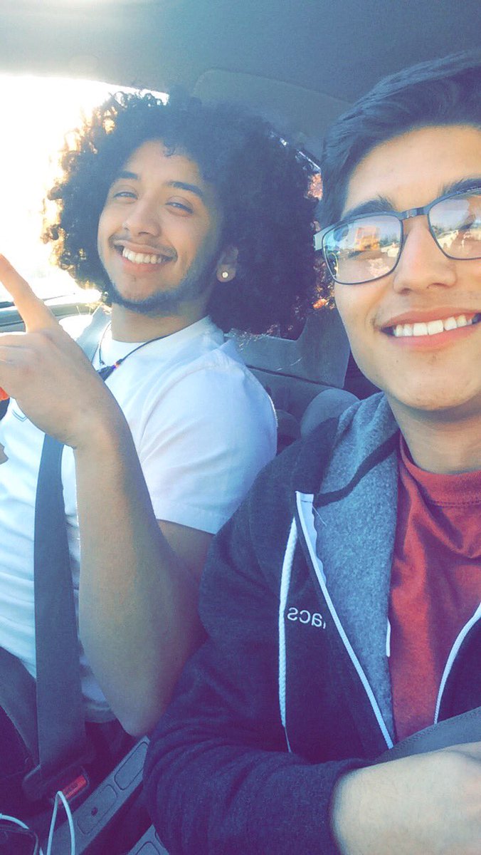 brand0n_c3's tweet photo. Happy Cday to both of these goons!🎉 Make the best outta ya day brudda's ☝🏼️🔞 #soowoop ♿️🚰🚹🅿️ @jorgezaranda79 https://t.co/n5UI3pBshU
