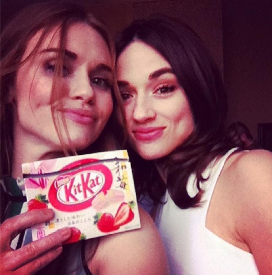 hroden00's tweet photo. Happy Birthdaay my beautiful sis, happy day perfect.
Thanks for all support for me you its so amazing seriusly ❤ my queen of the kit kat https://t.co/cayKESME9d