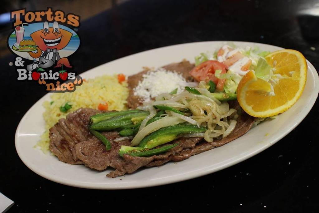 TortasBionicos's tweet photo. #CarneAsada #Yum! https://t.co/LHmcZUmc6R