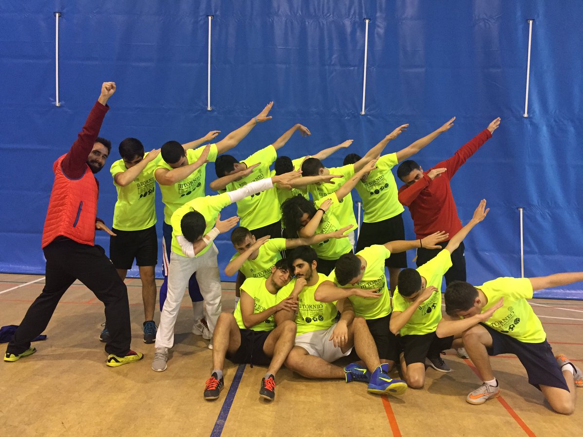 ieslaorden's tweet photo. IES La Orden en el III Torneo de Centros de Bachillerato de #Huelva   @saduhu @CanalUHU https://t.co/Z6ZJWmxVK9