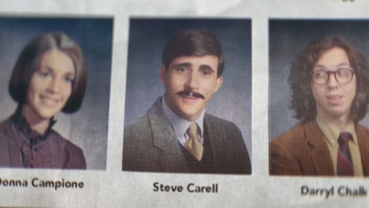 VarsityYearbook's tweet photo. Honda nailed it with this yearbook-inspired Super Bowl commercial! #YerdLife

https://t.co/XoegB4R1HE https://t.co/p1pzLnCqMl