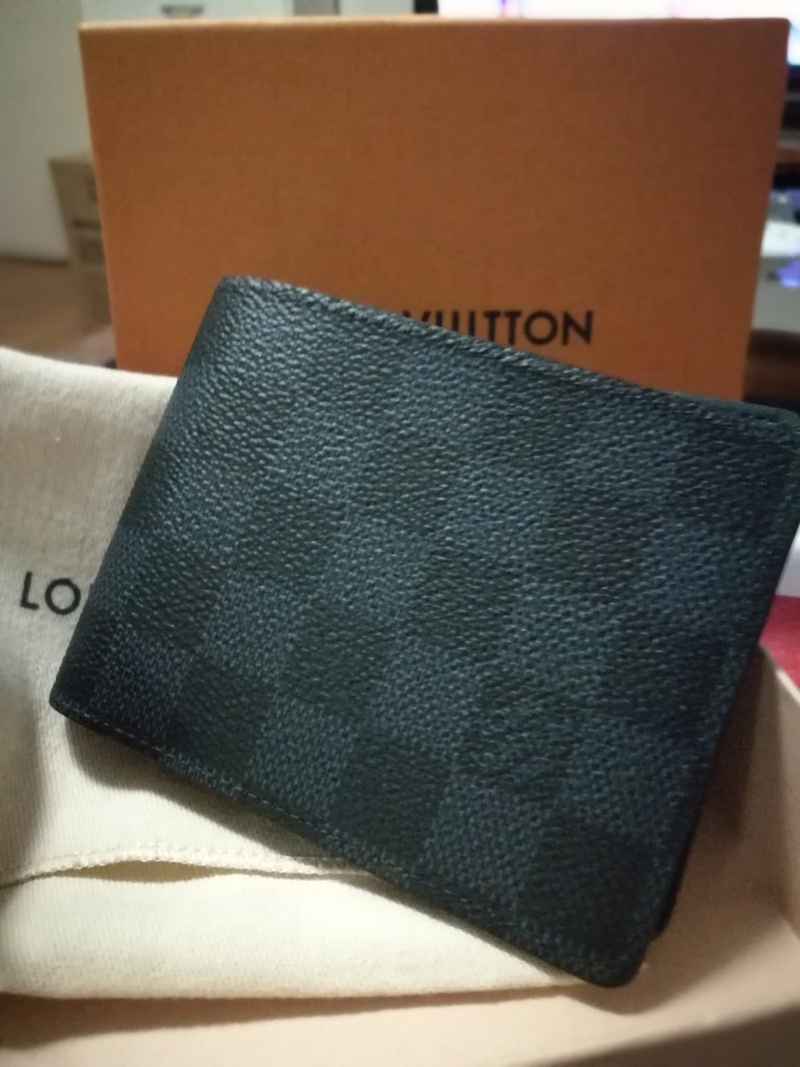 NGU9's tweet photo. Bday Gift from my lover😍 https://t.co/5CUsPKCm5t
