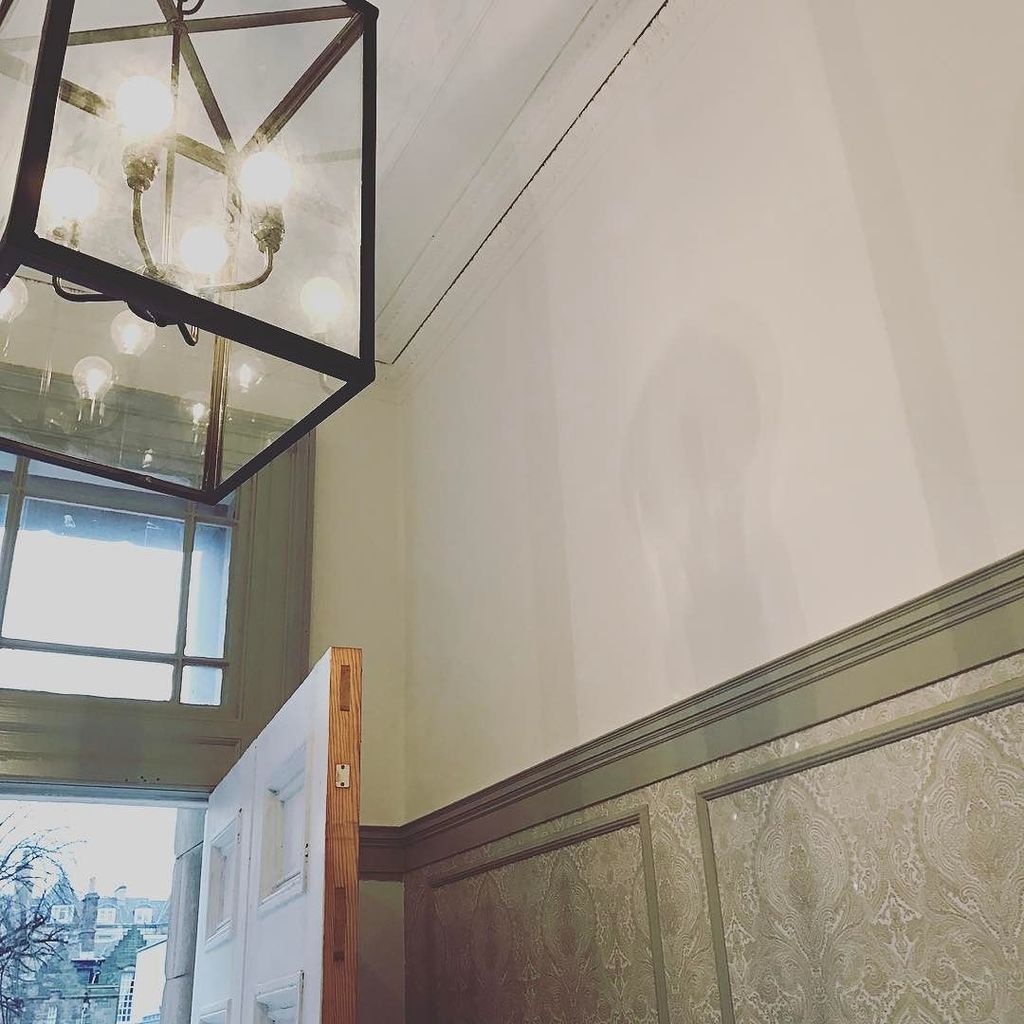 Great to see the entrance vestibule coming back to life at our Manor Place development!  #… ift.tt/2keX3dN