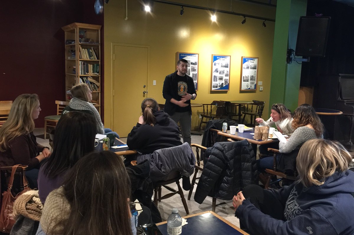 TheSameGrouP's tweet photo. We had a great time sat @ the @Workingcentre w/ this great group of students from @UWaterloo in #kitchener. tnx 4 having us. #sametour2017 https://t.co/IlqVmP1m5s