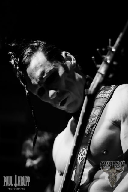MMH_Radio's tweet photo. REVIEW: @DoyleAbominator, @THEDEADXIII and @INDANTESECLIPSE live @mamarouxsdigbth #Birmingham https://t.co/hQ03zgYcex @SYD_Music https://t.co/zMkSfTZ22o